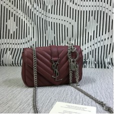 Mała kopertówka YSL z łańcuszkiem, skóra kozia, ciemnoczerwona, 18 cm