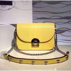 Torba Prada Arcade ze skóry węża w kolorze żółtym