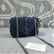Mała kopertówka YSL z łańcuszkiem, skóra kozia, niebieska, 18 cm